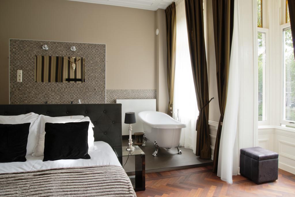 Ck58 Bed & Breakfast Den Haag الغرفة الصورة